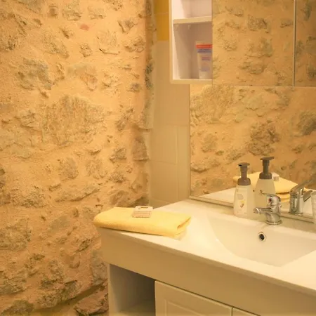 Le Domaine Du Plessis Дом отдыха Les Landes-Genusson