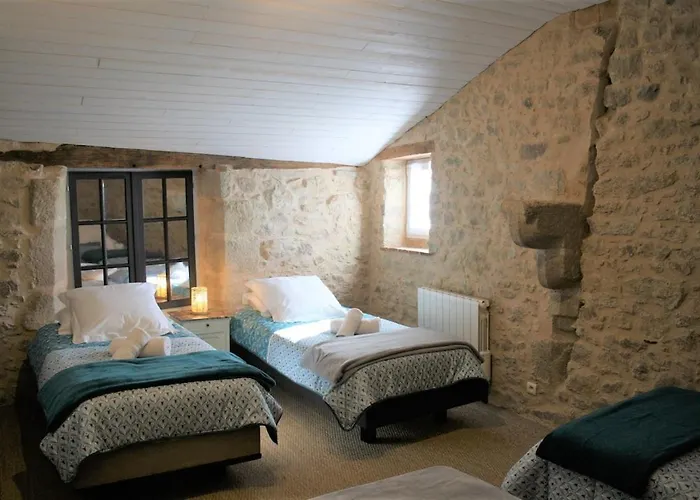 Le Domaine Du Plessis Holiday home Les Landes-Genusson